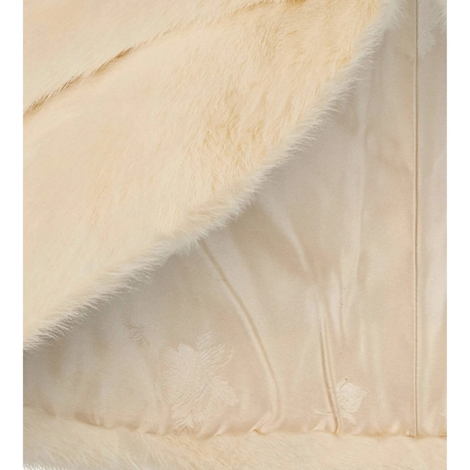 ARCHIVE - 1950s Emba Jasmine Natural White Mink Shawl