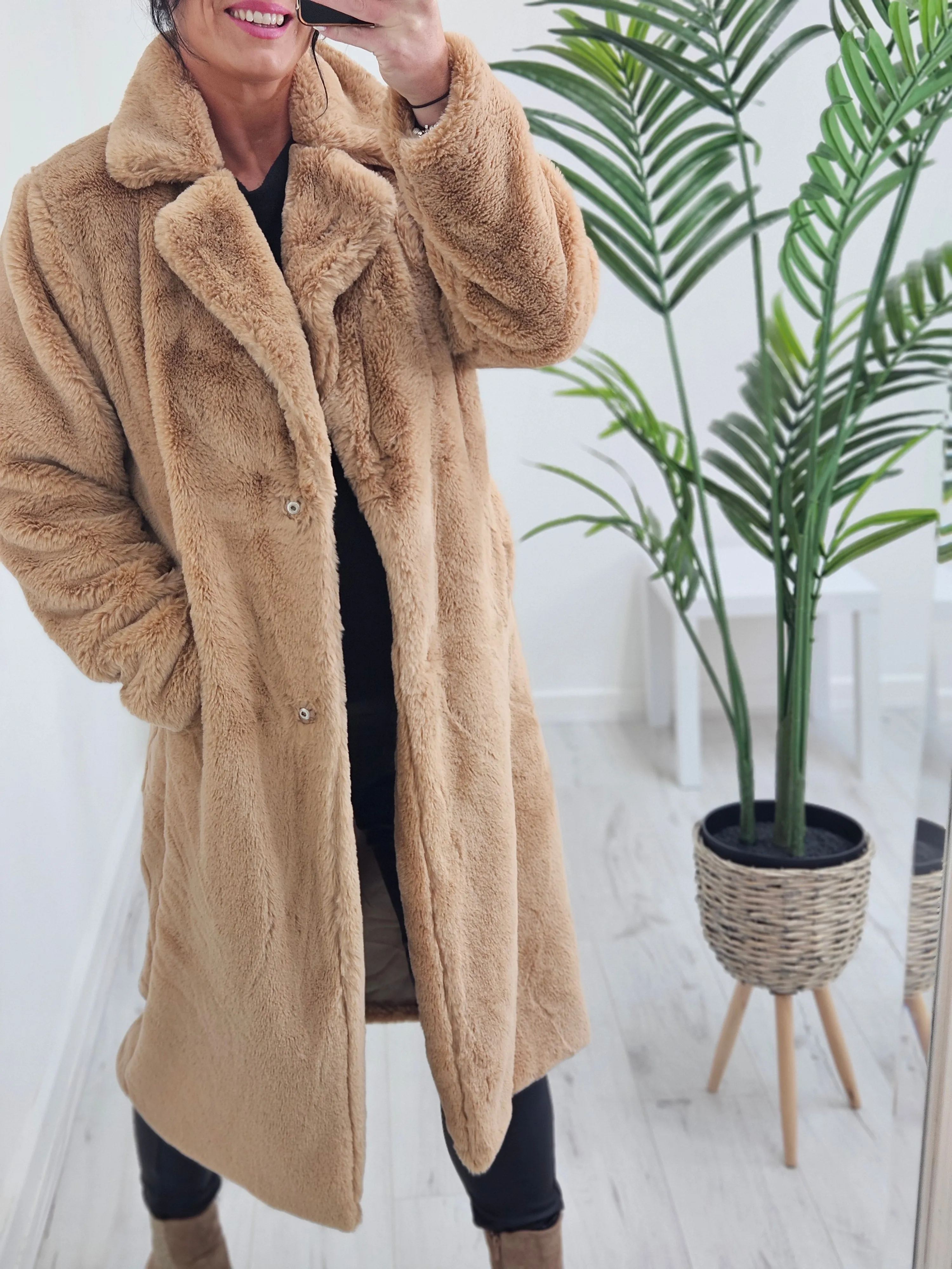 Oslo Faux Fur Coat Long (One Size) - (choose your Colour)